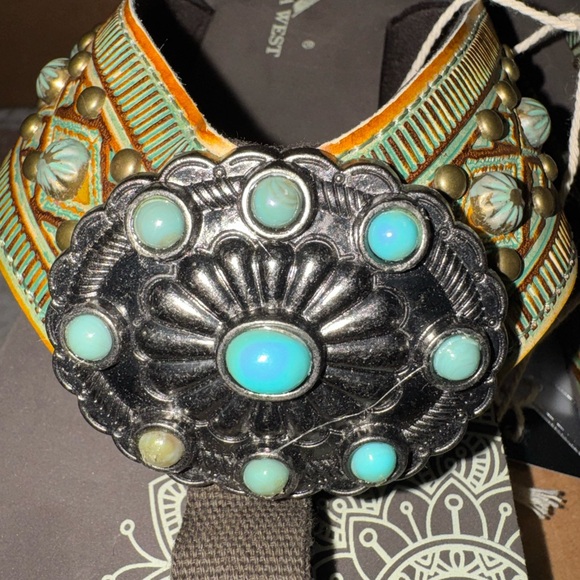 Montana West Black and Green Embellished Sandals - Picture 8 of 9